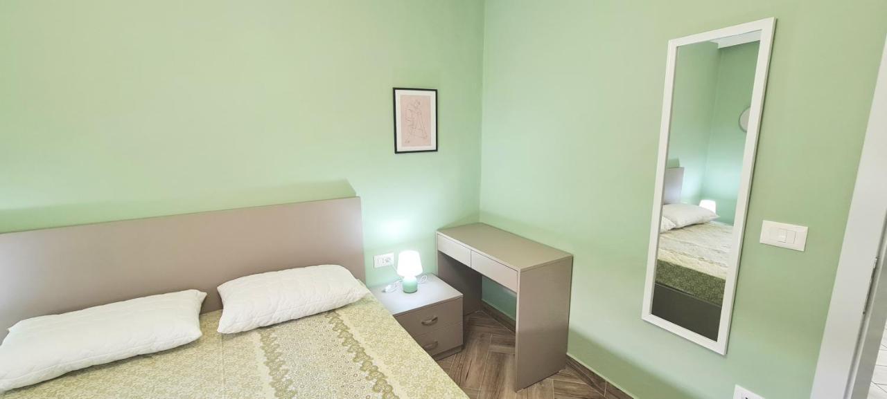 Apartament 2V1 - Blloku Zy Tirana Zewnętrze zdjęcie