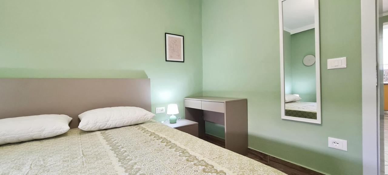 Apartament 2V1 - Blloku Zy Tirana Zewnętrze zdjęcie