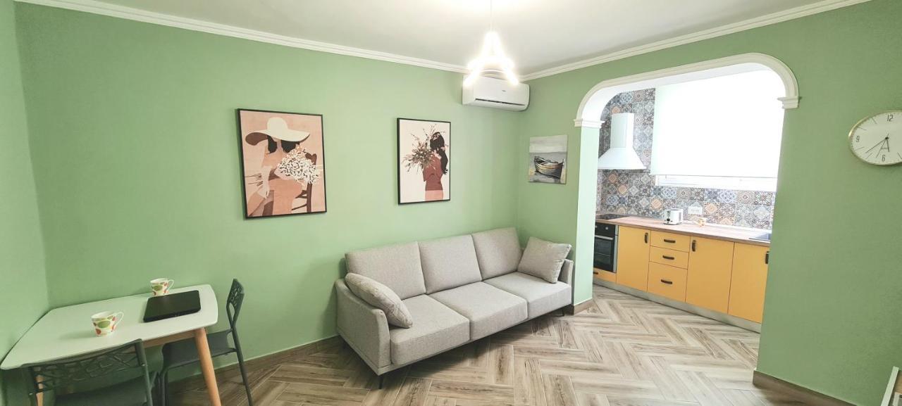 Apartament 2V1 - Blloku Zy Tirana Zewnętrze zdjęcie
