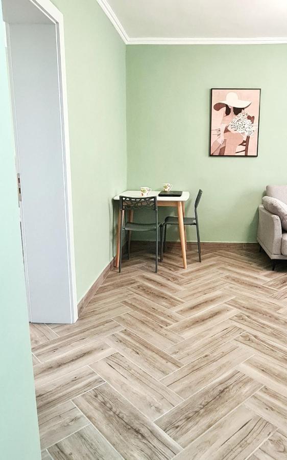 Apartament 2V1 - Blloku Zy Tirana Zewnętrze zdjęcie